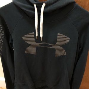 Black comfy Under Armour hoodie